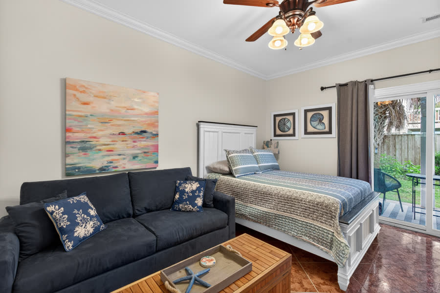Ground floor bedroom with full bed and pull-out couch
